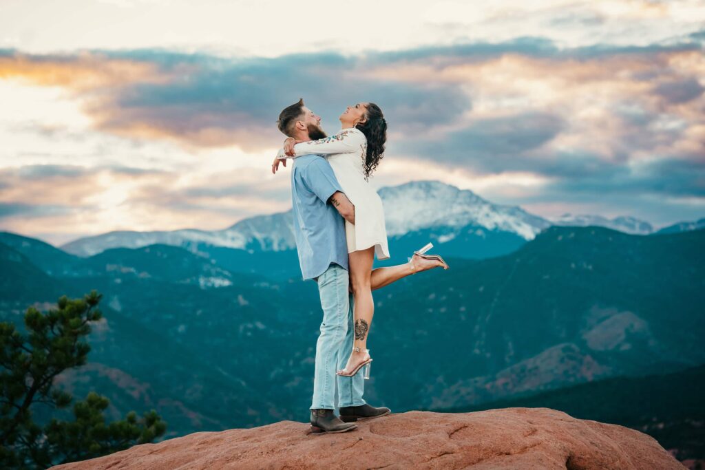 Couple dancing at garden of the gods in colorado