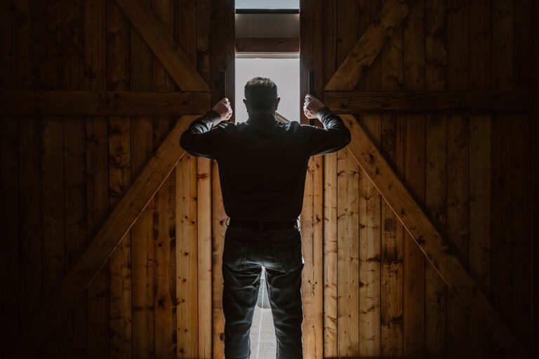 How to Choose the Right Wedding Photography Coverage